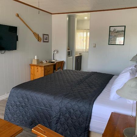 Town & Country Motel Parry Sound Dış mekan fotoğraf