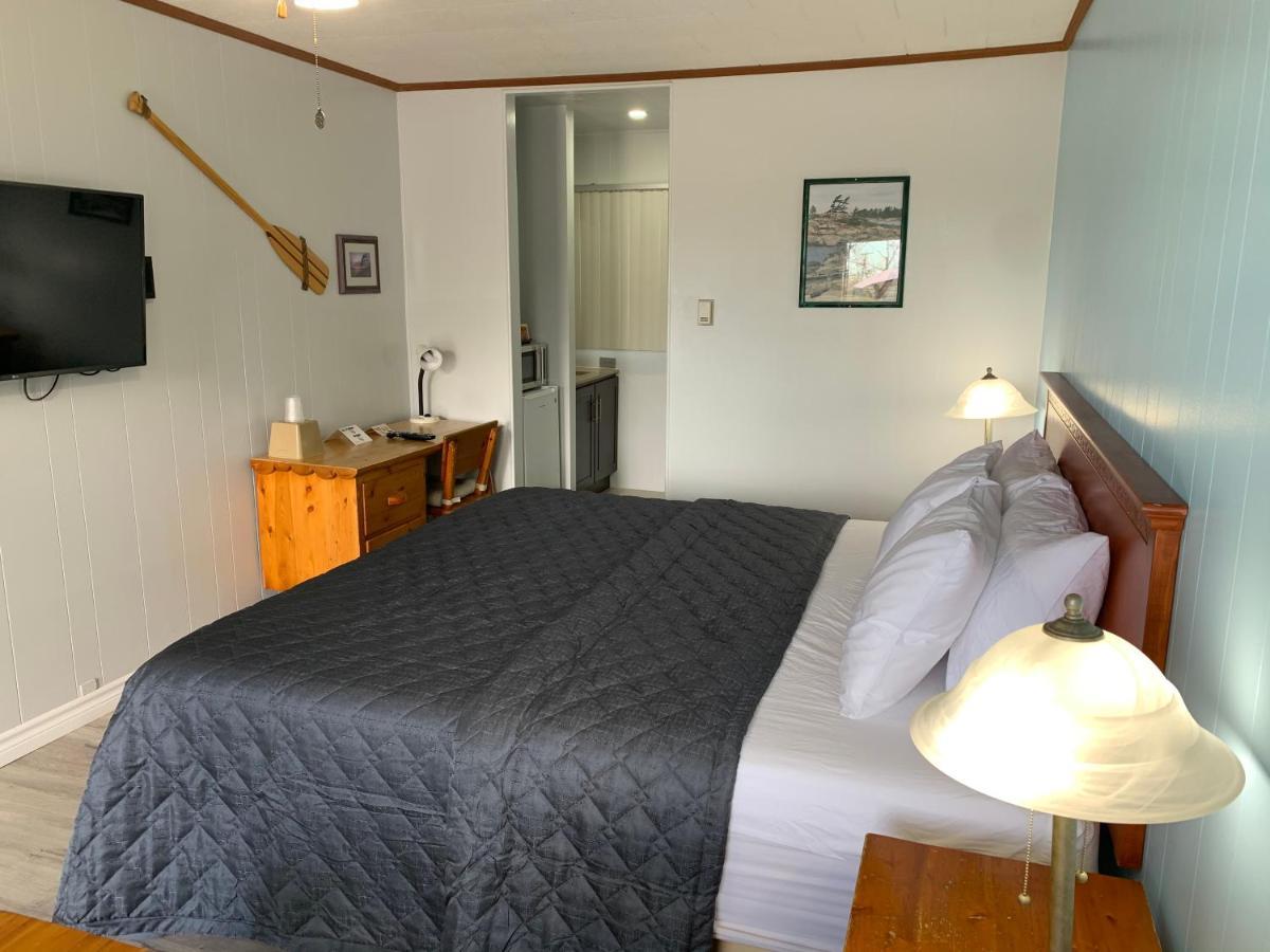 Town & Country Motel Parry Sound Dış mekan fotoğraf